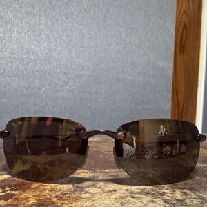 Used Maui Jim sandy beach